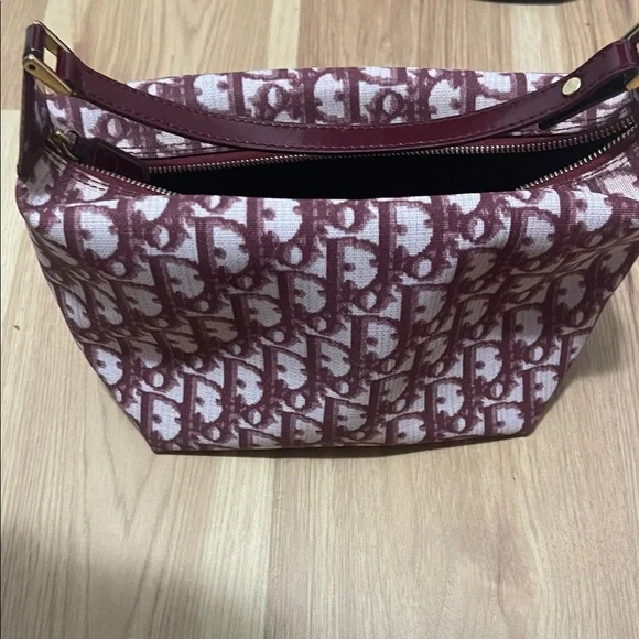 Pre-owned Vintage Dior Burgundy and White Diorissimo - Picture 1 of 10